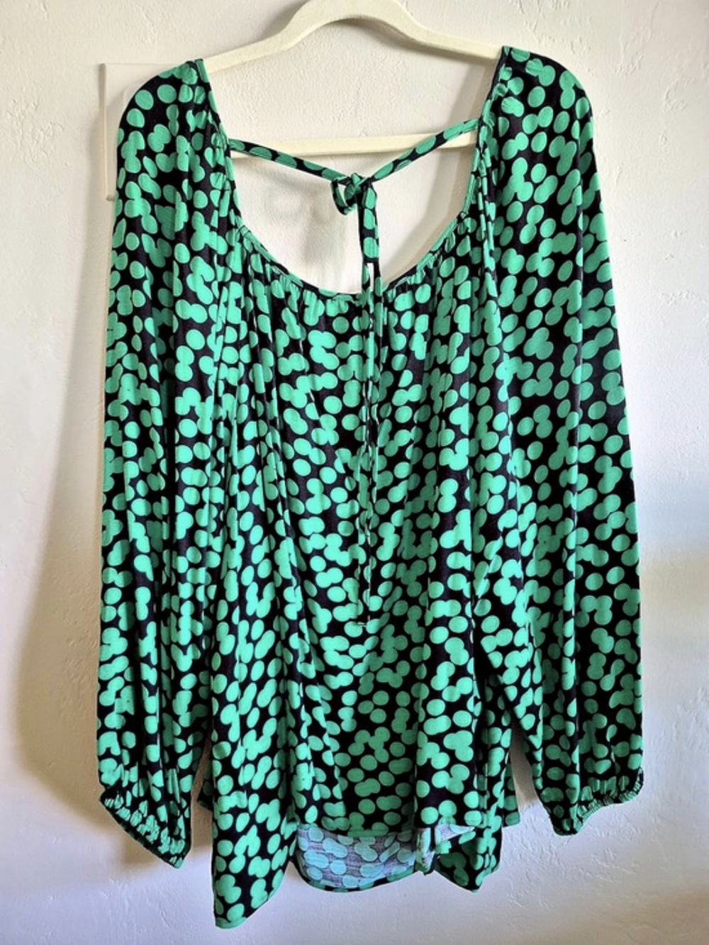 Ava & Viv Long Sleeve Polka Dot Tie-Back Blouse Green & Black 3X